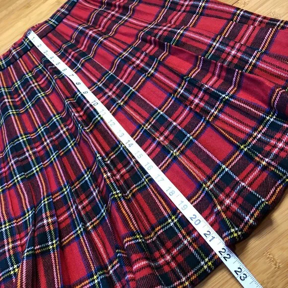 Vintage 100% Wool Skirt Kilt Tartan Plaid Pleated Irish Red Winter Fall Swiftie - Picture 10 of 11